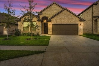 Building Photo - 3032 Lionsgate Dr