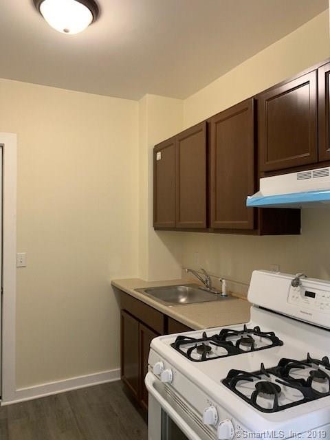 Foto del edificio - 142 W Cedar St
