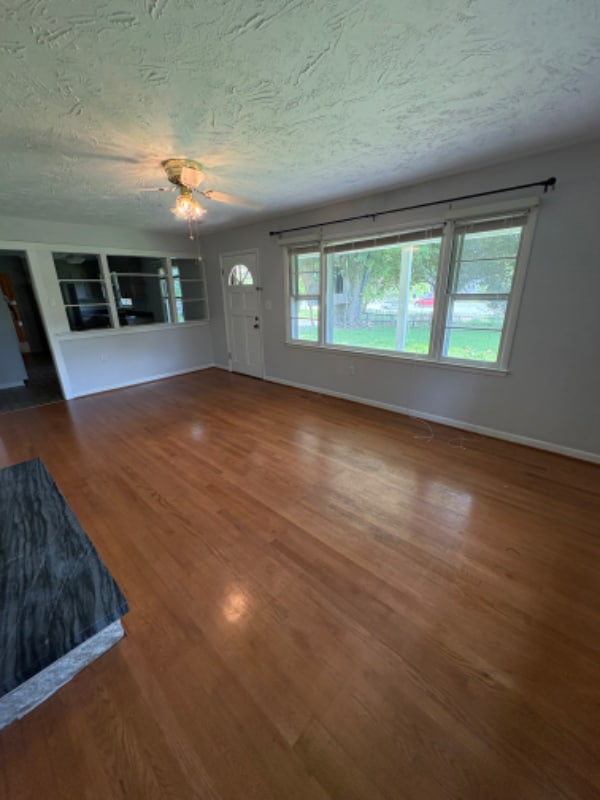 Building Photo - 2541 Dellwood Rd