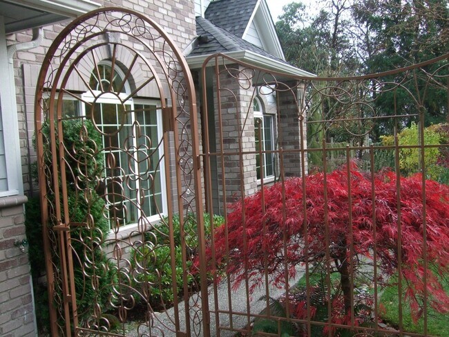 Foto del edificio - 24422 48th Ln SW