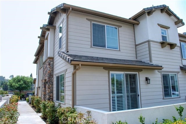 Foto del edificio - 18098 Burke Ln