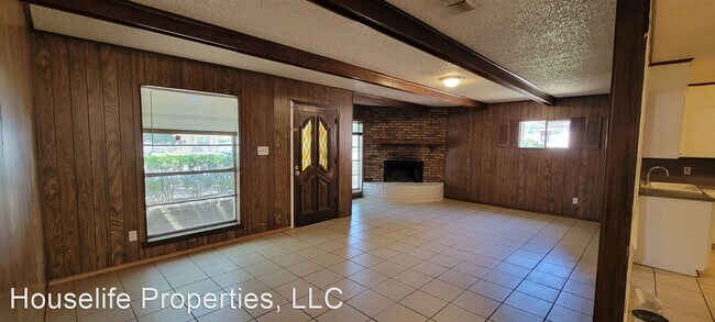 Building Photo - 3 br, 2 bath House - 3314 Red Bud Lane