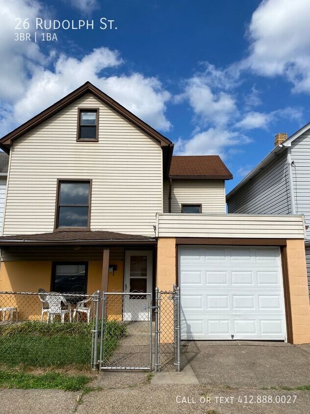 Primary Photo - 3 bedroom 1 bath Mckees Rocks