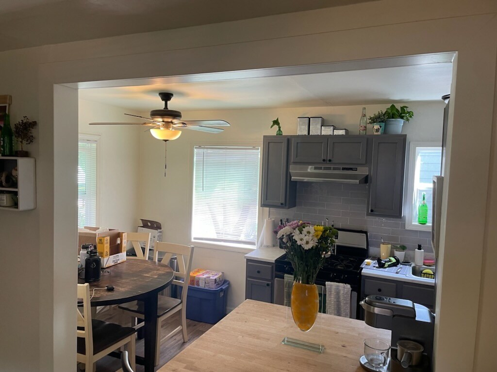 817 Oak Lawn Ave, Chico, CA 95926 House for Rent in Chico, CA