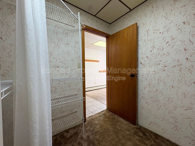 Foto del edificio - 278 Chamberlain Rd