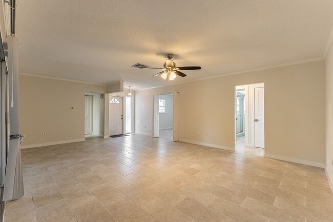 Building Photo - Waterfront 2/1 Newly Remodeled in PGI $300...