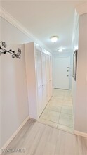 Building Photo - 300 Valley Stream Dr