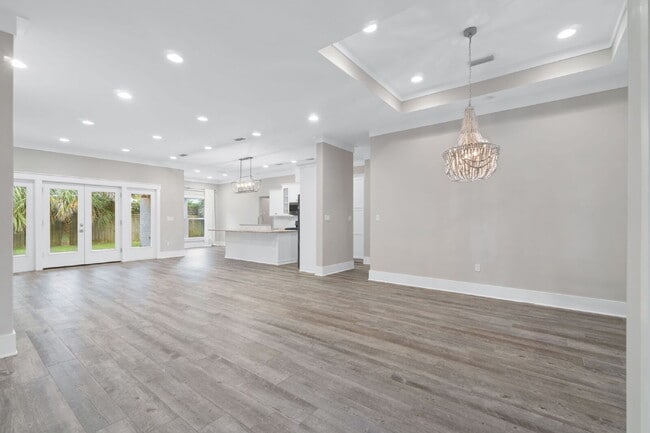 Building Photo - 52 Okahatchee Cir SE