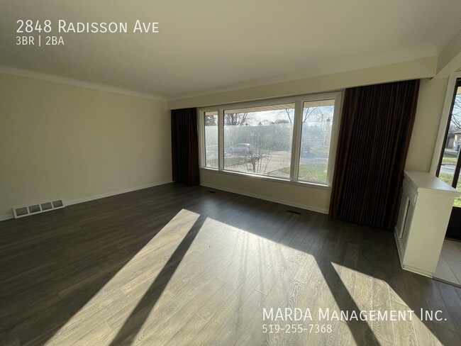 Building Photo - CHARMING 3 BED/2 BATH IN SOUTH WINDSOR + UTILITIES
