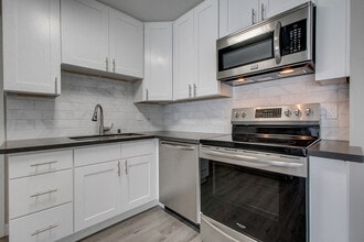 Interior Photo - eight70