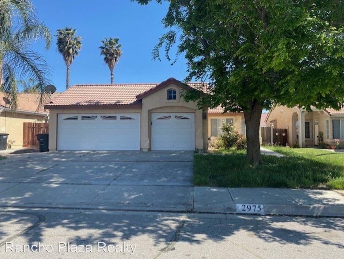 Primary Photo - 3 br, 2 bath House - 2975 Cypress St.