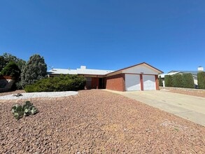 Building Photo - 10469 Aphonia Dr