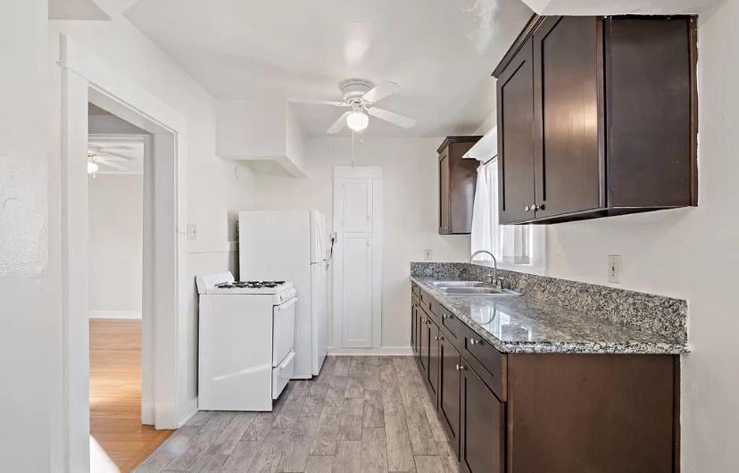 Foto principal - 1729 E Ocean Blvd