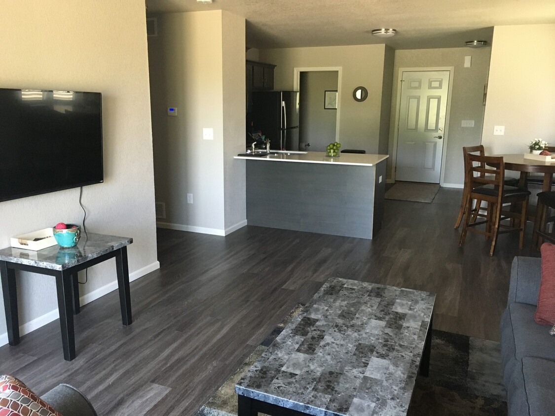 Primary Photo - The West Hills Townhomes