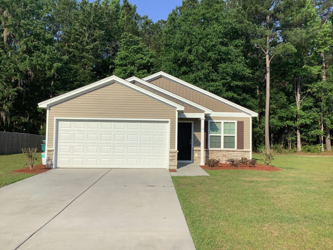 43 Blackberry Circle House Rental in Guyton, GA