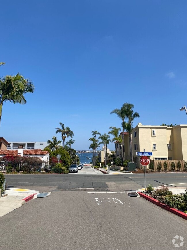 Building Photo - 360 Rosecrans St