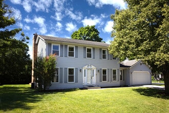 Building Photo - 2711 Valley Forge Rd