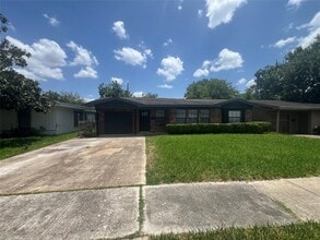 Building Photo - 6829 Driftwood St