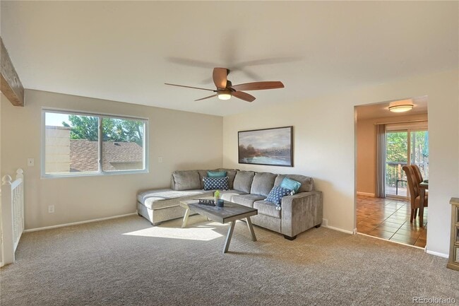 Building Photo - 10419 Iris Way