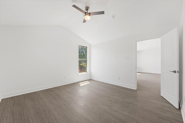 Building Photo - 3763 Wenatche Dr