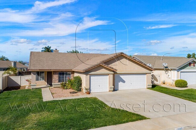 Foto del edificio - Spacious Single Story 3 Bed/2 Bath Home In...