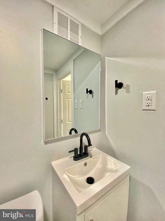Foto del edificio - 2236 Cedar St