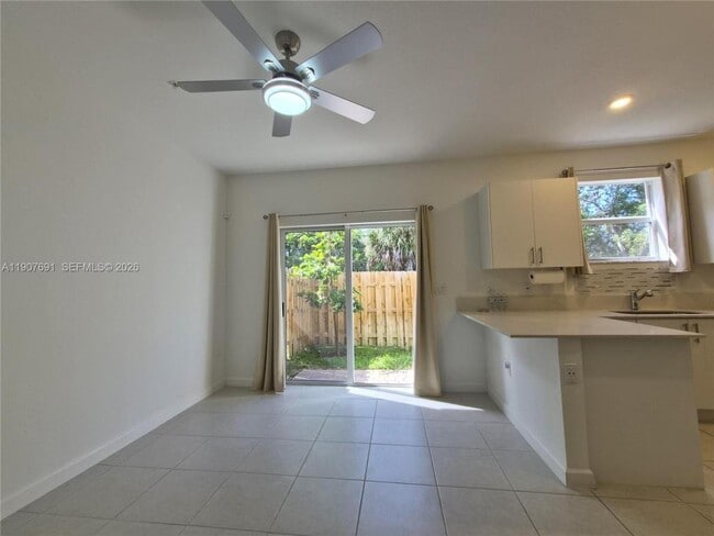 Foto del edificio - 2741 NW 55th Way