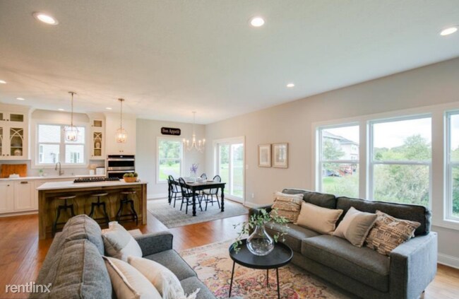 Building Photo - 4 br, 4 bath House - 12470 Cottonwood St NW