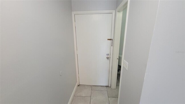 Foto del edificio - 7502 BOLANOS Ct