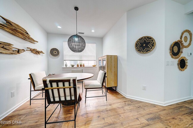 Building Photo - 8980 Coral Reef Wy