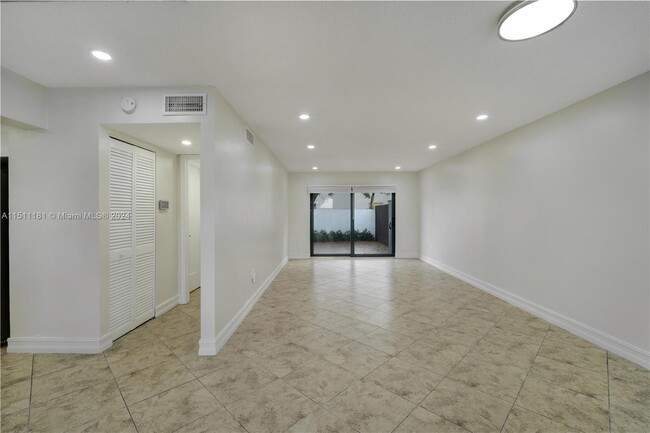 Foto del edificio - 7013 SW 109th Ct