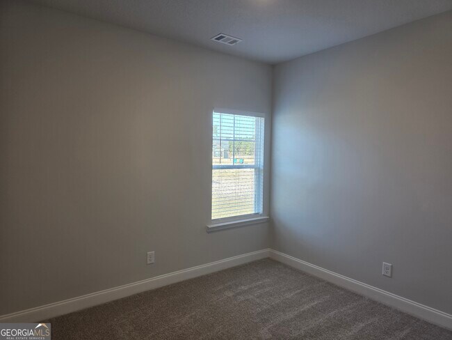 Foto del edificio - 330 Crosswinds Dr