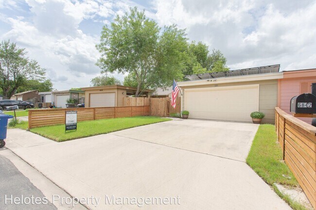 Foto del edificio - 2 br, 1 bath House - 6842 Maple Springs St.