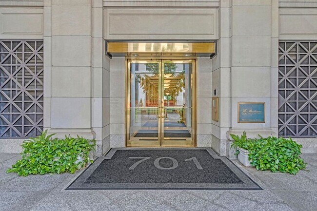 Building Photo - 701 Pennsylvania Ave NW