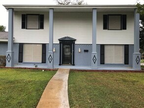 Building Photo - 3729 Byrd Dr