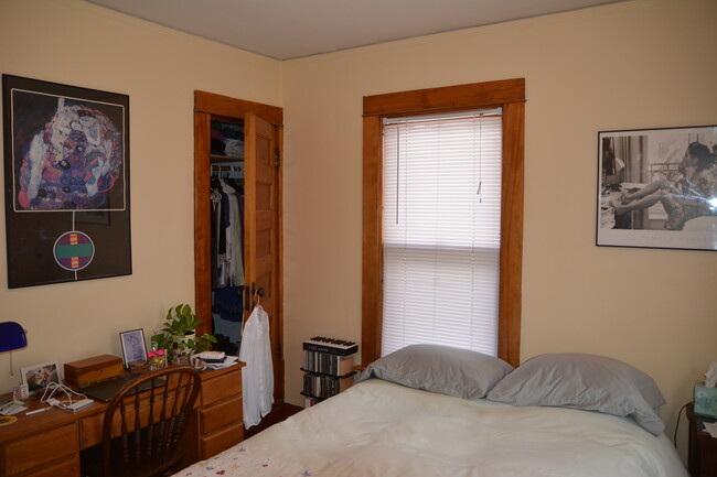 Foto del edificio - 3740 Bryant Ave S