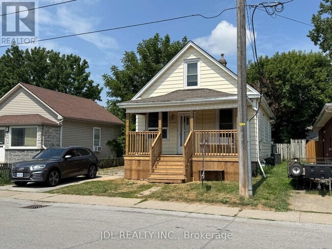 Building Photo - 6269 Ash St
