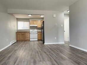 Building Photo - 4226 Forrest Hill Rd