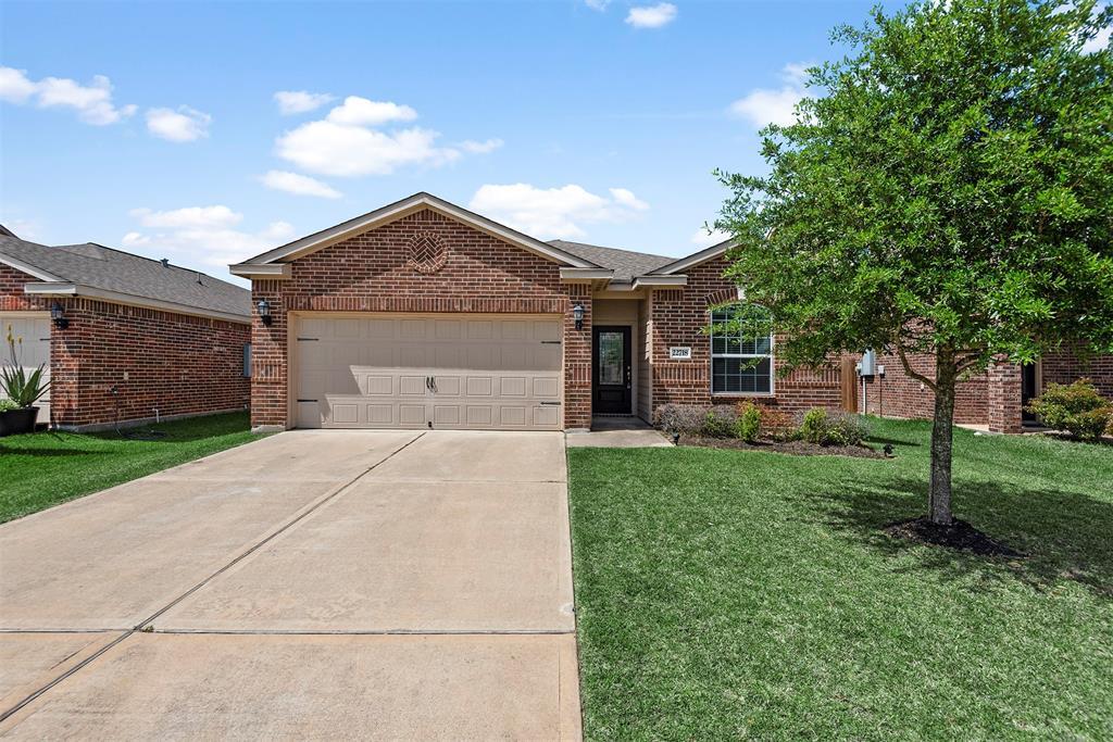 Primary Photo - 22718 Rustic Brick Ave