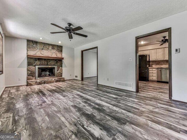 Building Photo - 1767 Wingard Dr