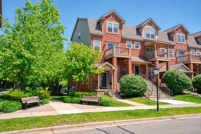 Foto del edificio - 2889 Barclay Wy