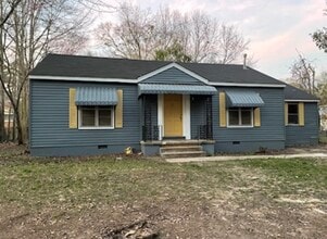 Building Photo - 3608 35th St