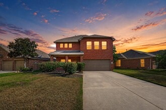 Building Photo - 2110 Castle Gardens Ln