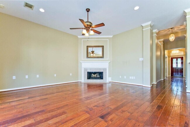 Building Photo - 15906 Linwood Manor Ct