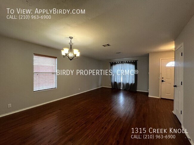 Building Photo - "Modern 3 Bed, 2.5 Bath San Antonio Rental...