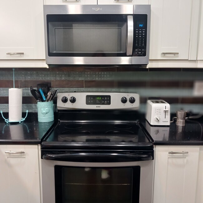 Foto del edificio - 2737 East Ct