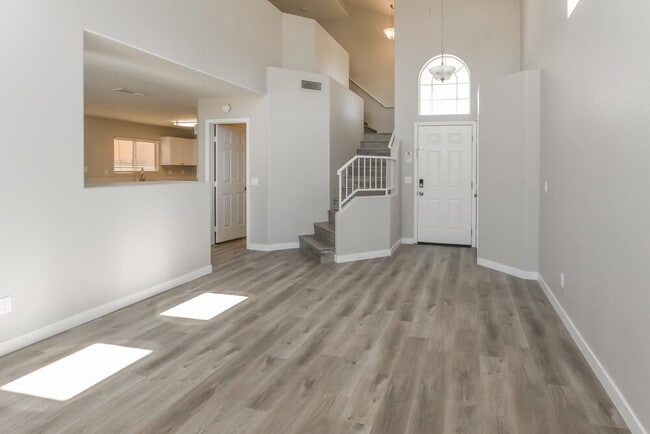 Building Photo - 3667 Saddle Creek Ct