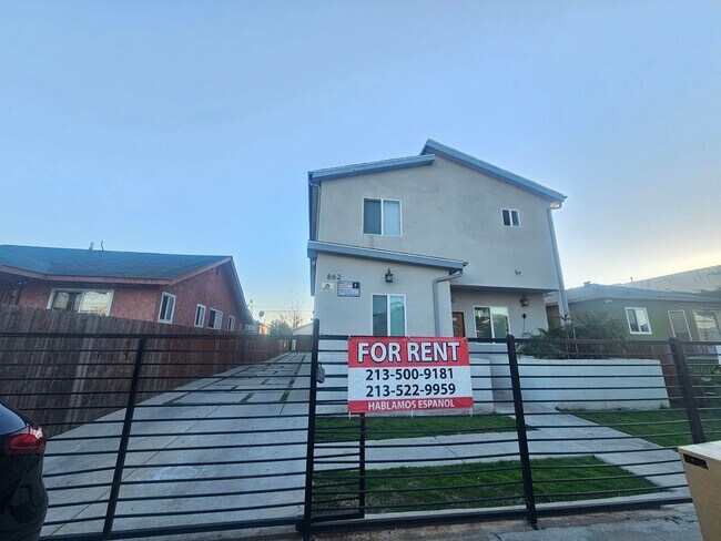 Foto del edificio - 74(860)