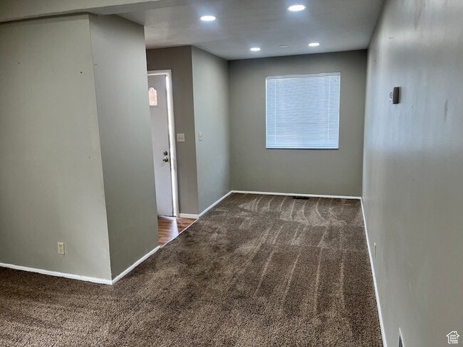 Building Photo - 3554 Van Buren Ave