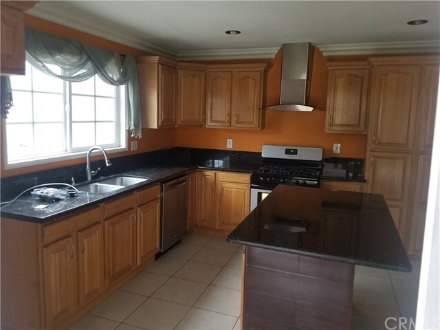 Foto del edificio - 10632 Linnell Ave